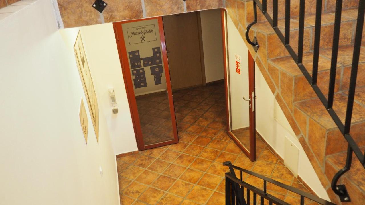 טרנובסקי גאורי Hostel Mlotek I Perlik מראה חיצוני תמונה